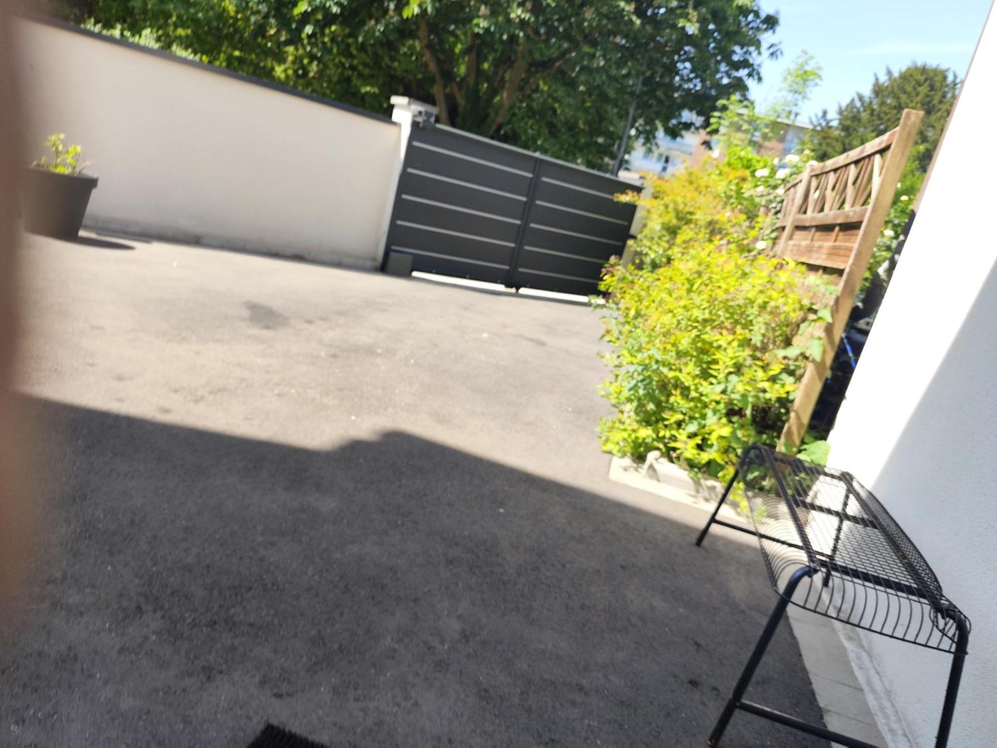 Escapade Pres De Lille - Appartement Charmant Avec Terrasse Et Parking Privee Mons-en-Baroeul Esterno foto