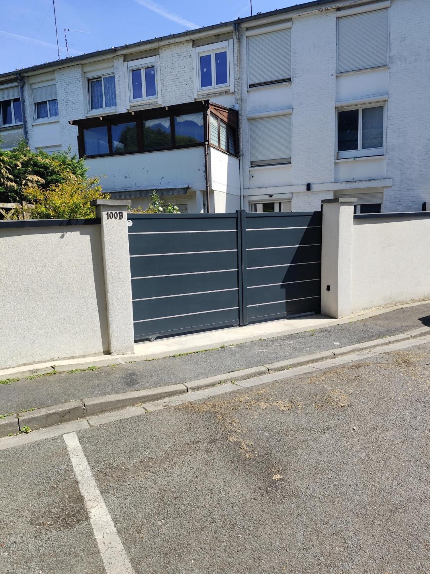 Escapade Pres De Lille - Appartement Charmant Avec Terrasse Et Parking Privee Mons-en-Baroeul Esterno foto