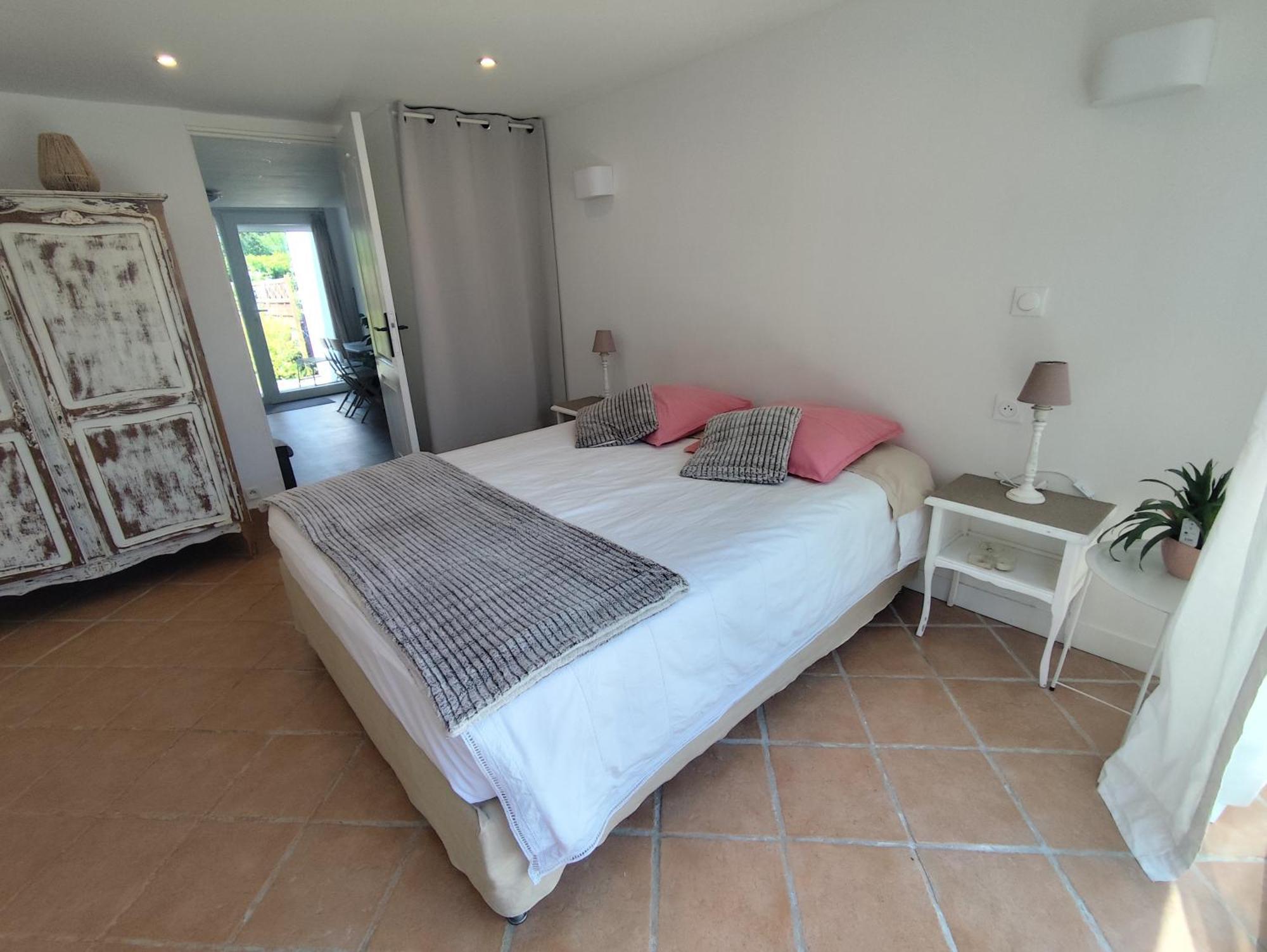 Escapade Pres De Lille - Appartement Charmant Avec Terrasse Et Parking Privee Mons-en-Baroeul Esterno foto
